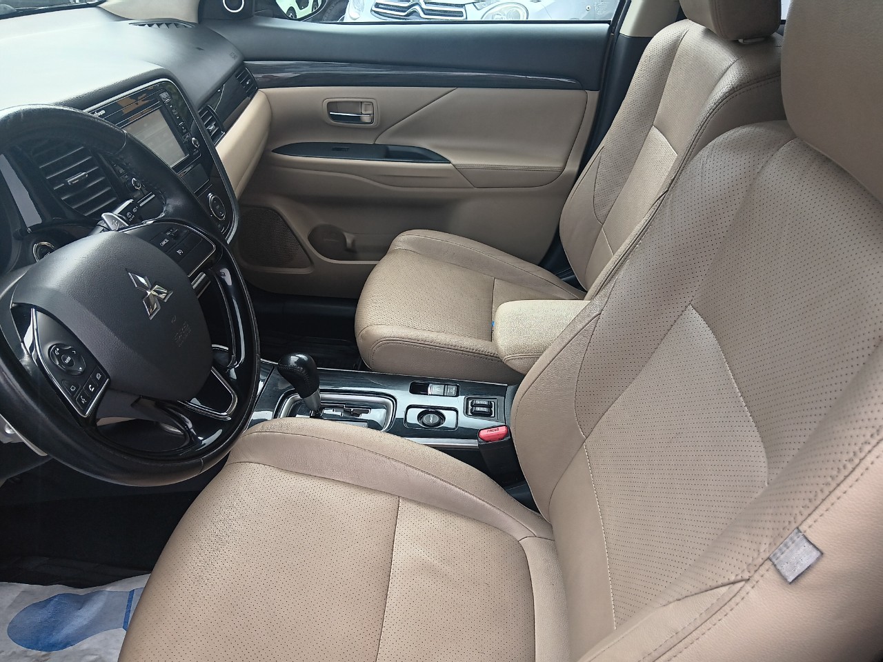 Mitsubishi Outlander 3.0i 24V V6 GLS Cuir 2018