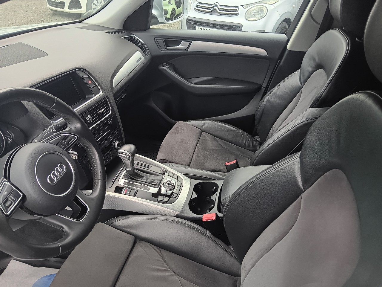Audi Q5 Hybrid 2013 en situation