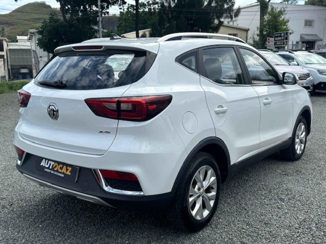 MG ZS Standard 1.5 4x2 2021 intérieur et coffre